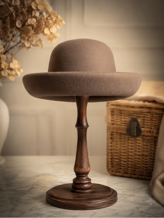 Laura Ashley Accessories - VINTAGE Laura Ashley 100% Wool Roller Bowl Hat